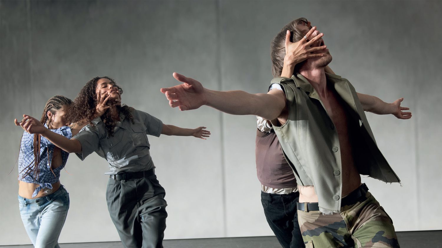 header-ballet-marseille-la-horde-apres-moi-deluge.jpg