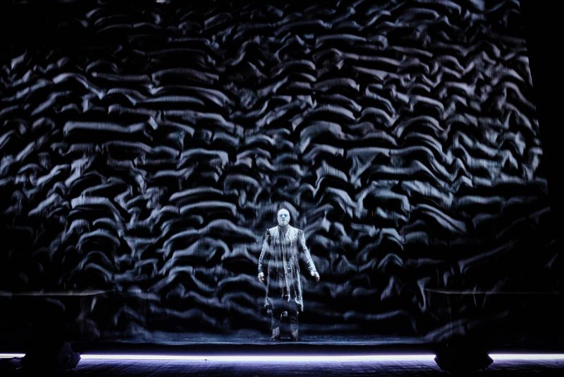 JOHANNY BERT - LE SPLEEN DE L_ANGE (c) CHRISTOPHE RAYNAUD DE LAGE (6).jpeg
