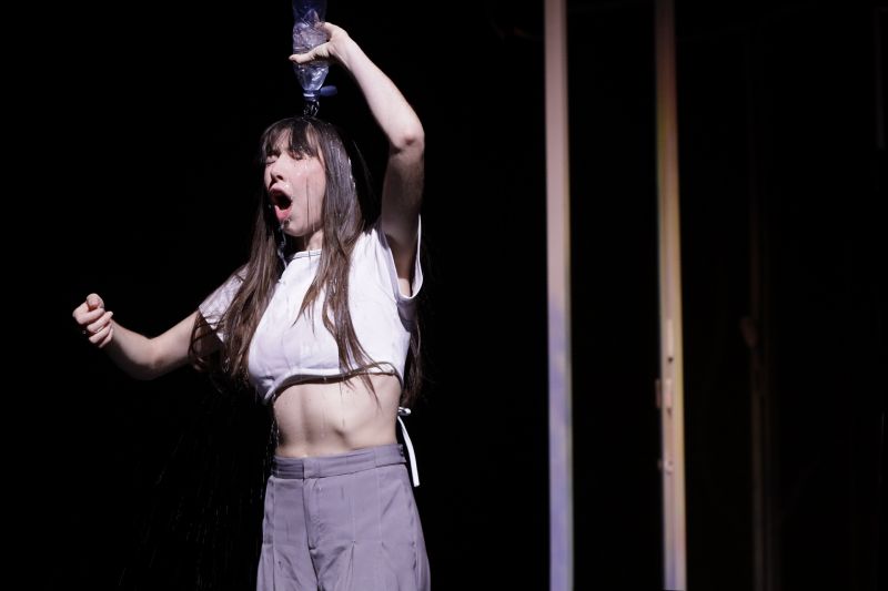 Mémoire de fille_06_©Marie Clauzade.jpg