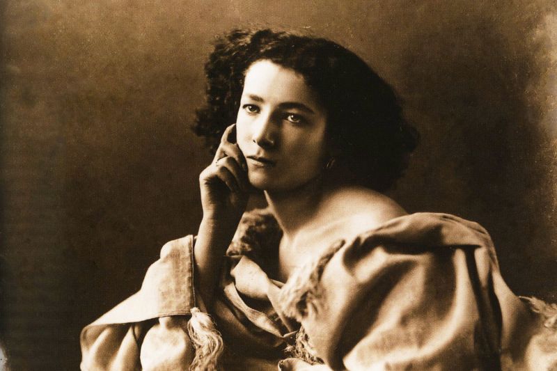 HOMMAGE A SARAH BERNHARDT – Sarah dans tous ses états