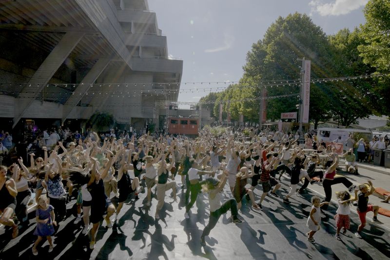 CLASSE POUR TOUS – HOFESH SHECHTER