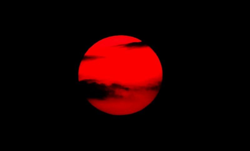 Soleil de nuit : lecture musicale de littérature érotique