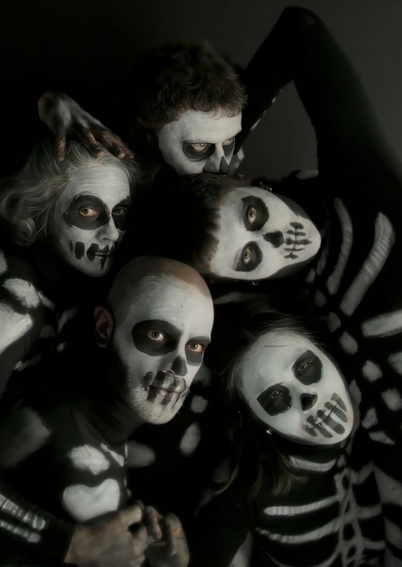 macabre 4.jpg