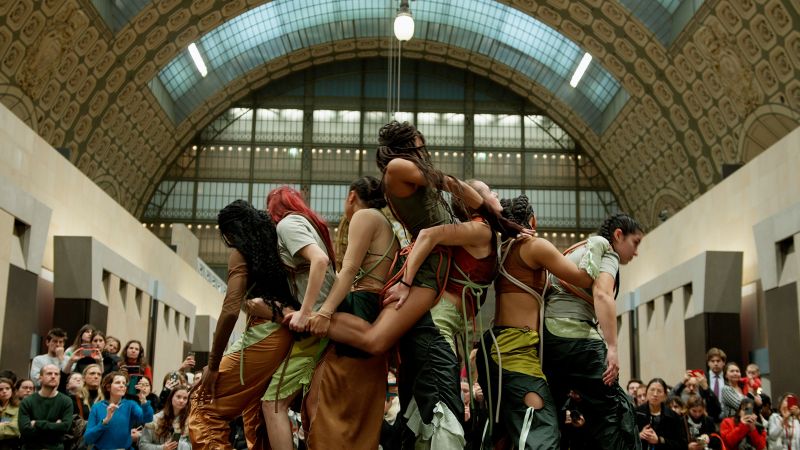 Les Cimes - Minuit 12