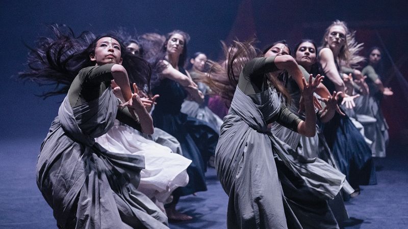 AKRAM KHAN, MANAL ALDOWAYAN *Thikra : Night of Remembering  • Original*