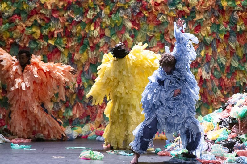 PARADE MER PLASTIQUE