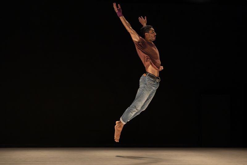 Yossi Daniel - 1I2I3 program - Solo - photo by Asya Skorik.jpg