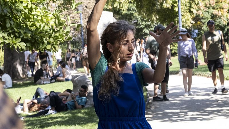 DÉAMBULATION DANSÉE / AMBRA SENATORE