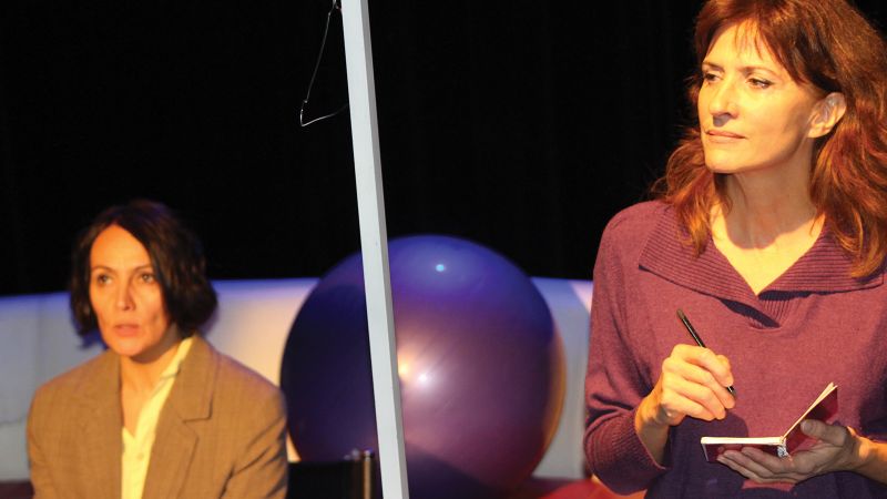 POUSSEZ-VOUS LES MECS