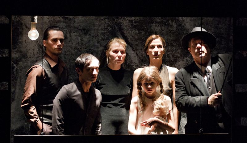 Six personnages en quête d'auteur