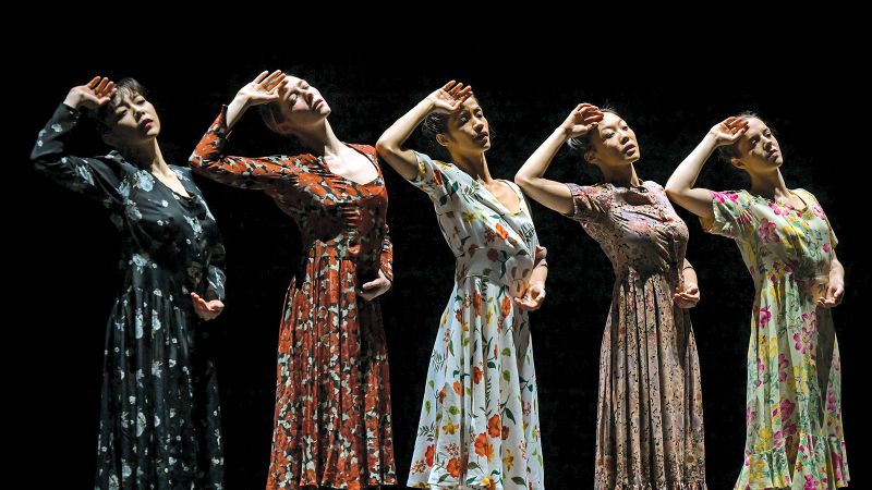 PRODUCTION Xx, IOANNA PARASKEVOPOULOU, LEÏLA KA