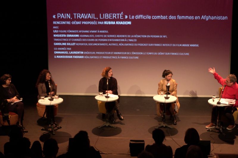 « On vit dans le même monde, mais l'expérience d'être femme et d'être un homme, n’a rien à voir. »