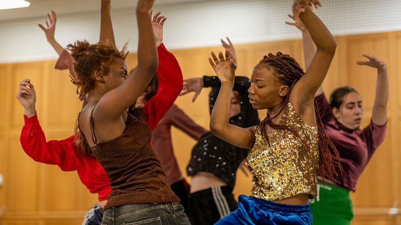 Les conservatoires dansent Shechter