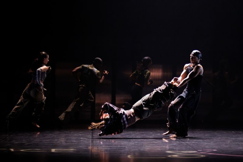 Soulèvement - Ballet Preljocaj _ Crédit Didier PHILISPART_5644.jpg