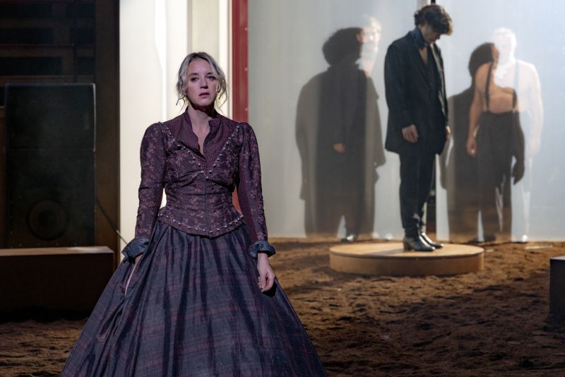 BOVARY MADAME - CHRISTOPHE HONORE_®_Laurent Champoussin_ 1 (6).jpg