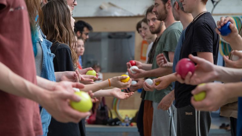 Atelier de jonglerie avec les Gandini Juggling